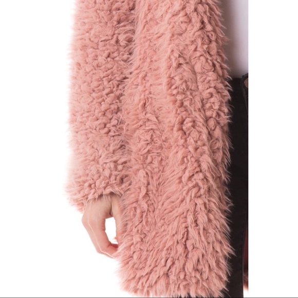 🎉HP🎉5⭐️Lovely Textured Faux Hooded Coat - Picture 2 of 6